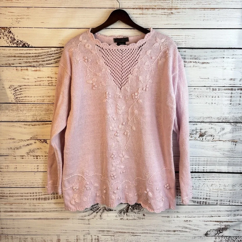 Vintage 80s 90s Sweater L Pink Cottagecore Embellished Pearls 3D Feminine Granny